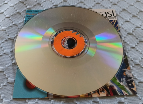 Official Sega Dreamcast Magazine Disc January 2001 Vol. 10 - Picture 3 of 3