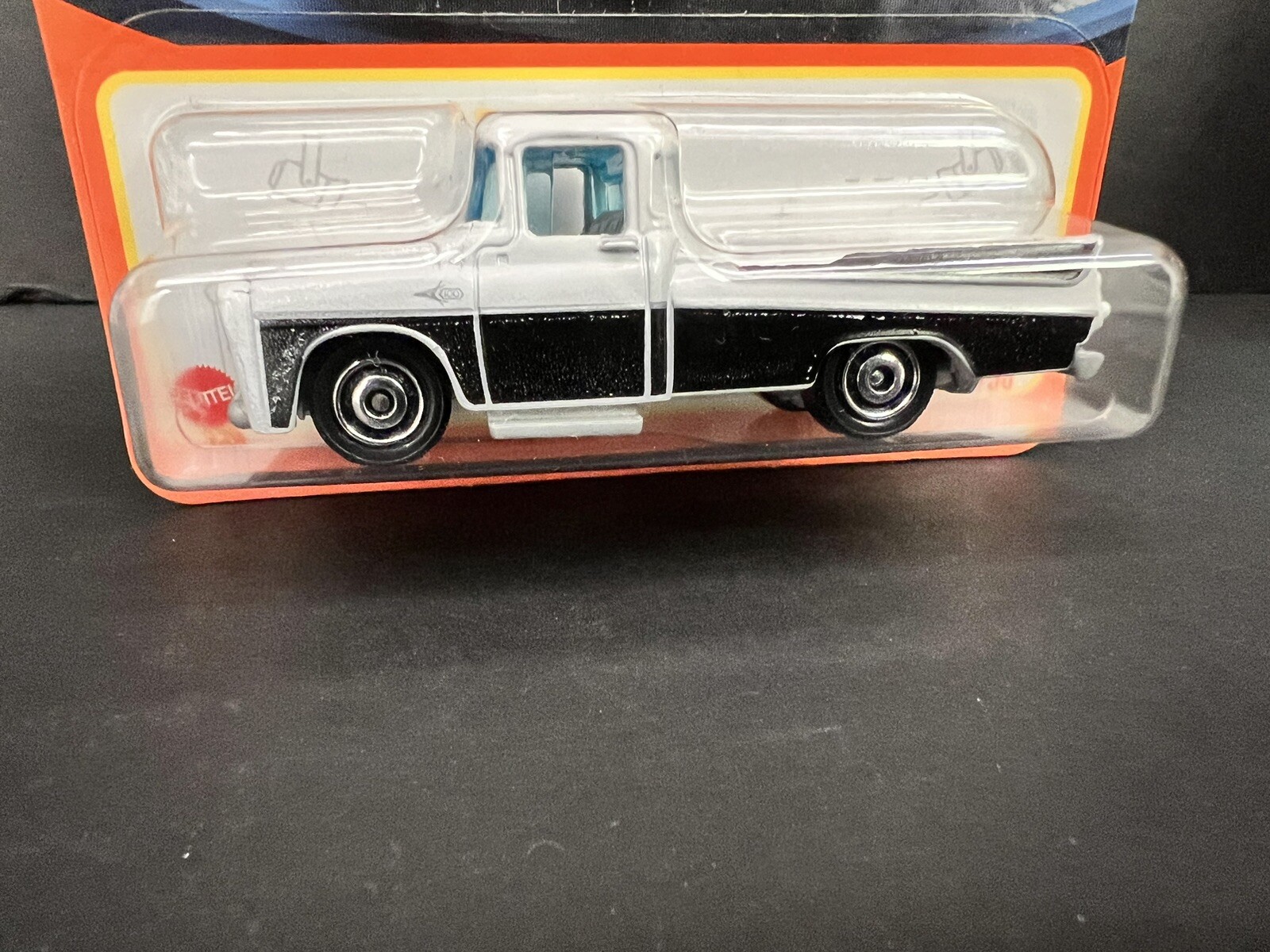 Picture 6 of 9