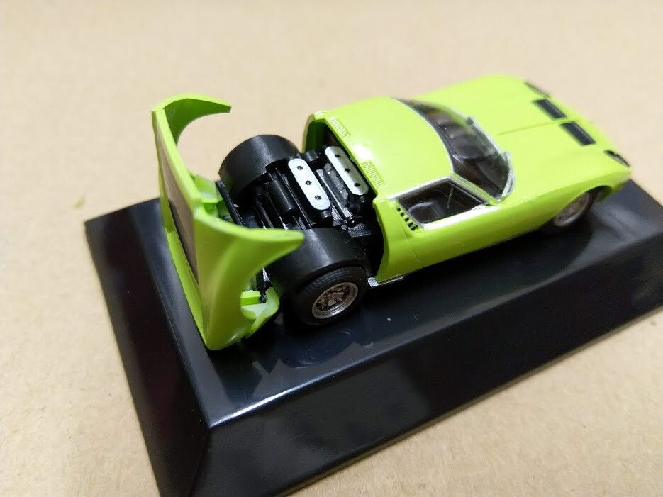 F-Toys 1/64 HO Sport Racing Car Lamborghini next Miura P400
