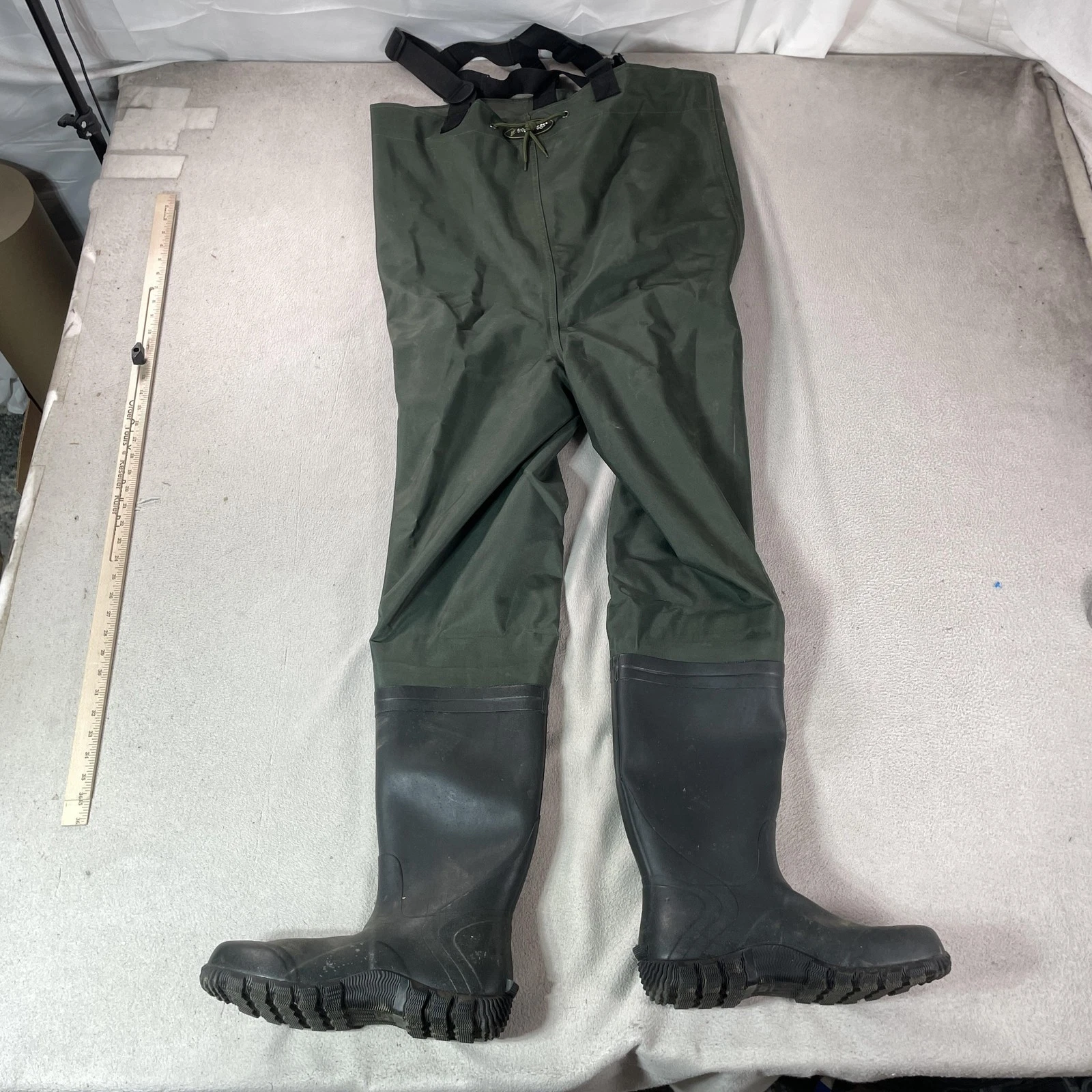 Frogg Toggs Chest Waders Mens 12 Green Bootfoot Fishing Hunting Outdoor Gear