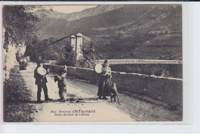 ca. von AIX-les-BAINS: Route du pont de l'abime, Bärenuhrmacher, Affe - tr