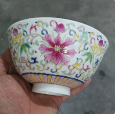 Chinese Antique Collectable Art Hand Famille Rose Porcelain Bowl