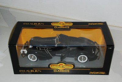 ERTL AMERICAN MUSCLE CLASSICS 1935 Auburn 851 Speedster  Black great conditions