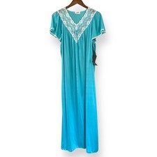 NWT Vintage Vanity Fair Size S Nylon Long Nightgown Lace V-Neck Aqua Glow 80s