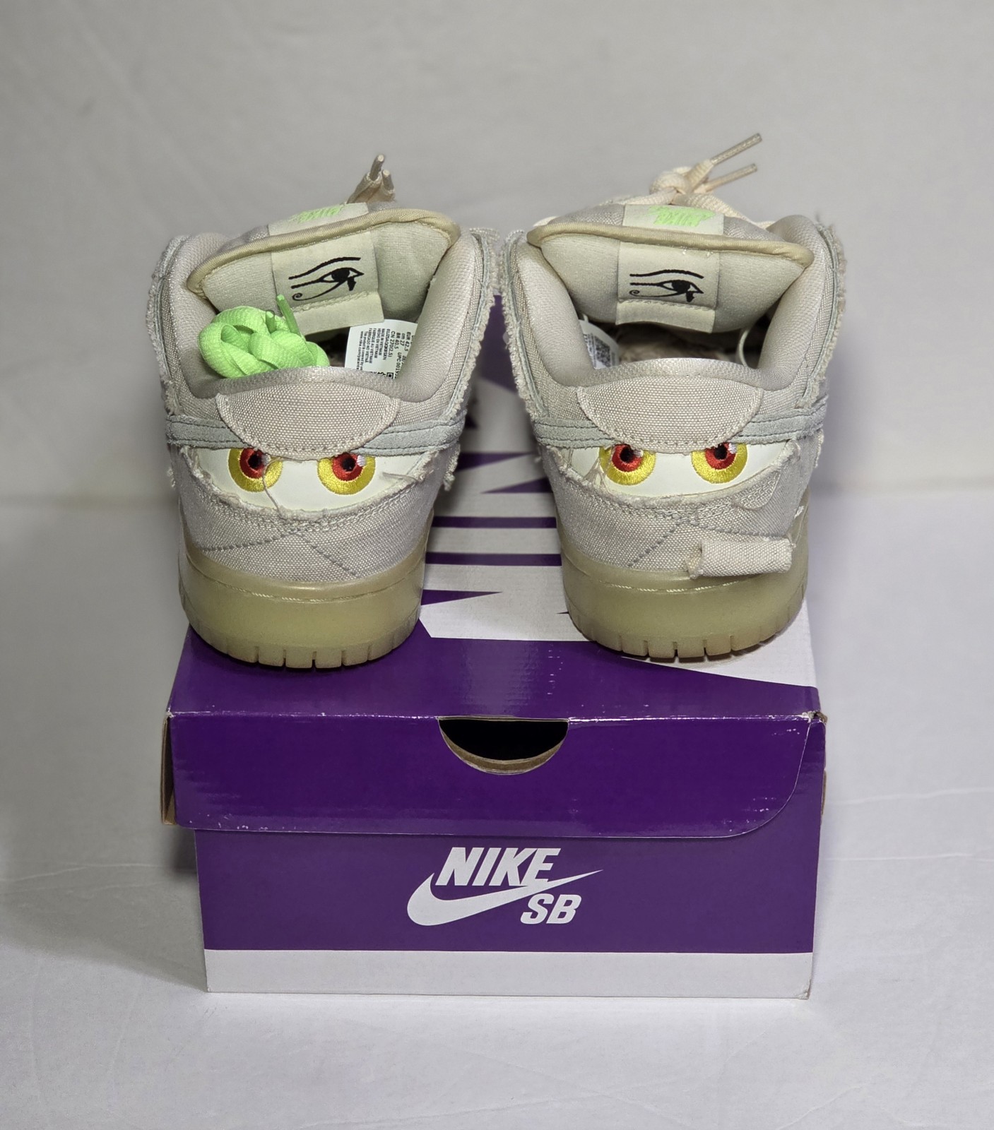 Nike SB Dunk Low Pro Premium Halloween Mummy Shoes Size 9 Men thumbnail 7
