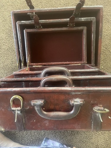 Nesting Trunks Faux Leather Steamer Suitcase 3Pc Set Replica Brass Edges Display - Picture 6 of 7