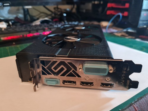 SAPPHIRE NITRO+ AMD Radeon RX 580 4GB GDDR5 Scheda Grafica - Foto 4 di 6
