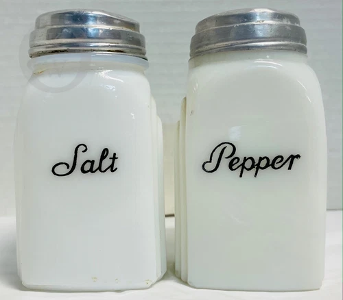 Vintage *McKee*WHITE~ROMAN ARCH*Salt & Pepper*Shakers #21017D S42