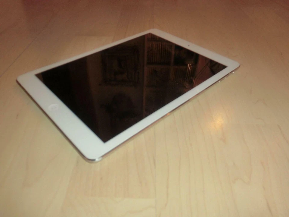 Apple iPad Air 1.Generation in OVP, LTE/4G, leichtes Displayproblem, 1J.Garantie - Bild 4 von 4