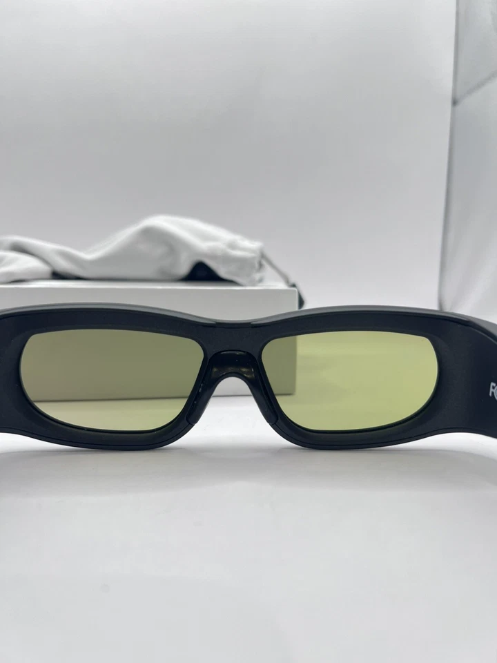 Gafas Quantum Univ 3D G5 IR y Bluetooth con cargador, estuche para gafas y manual Foto 3 de 4