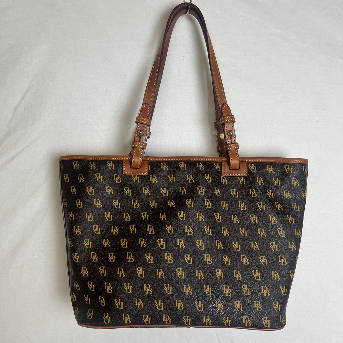 Dooney Bourke Signature Small Leisure Shopper Tote in Chocolate Brown  Leather