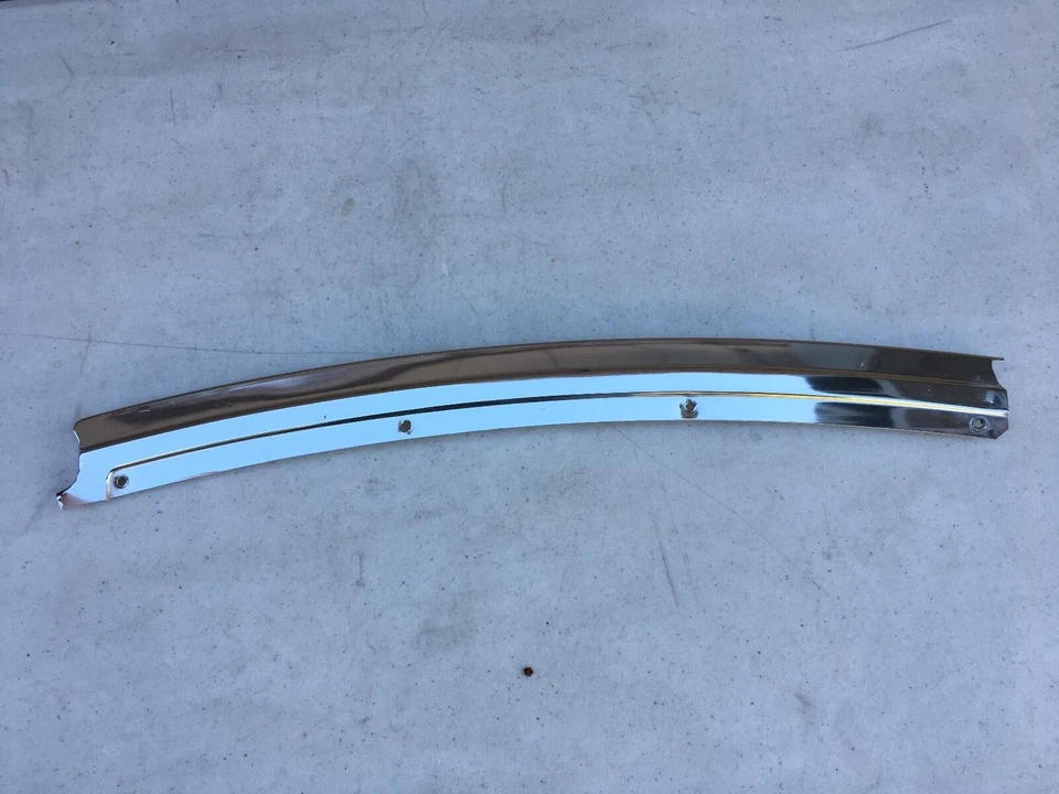 Cadillac 1977-1984 sedán Deville marco de apertura de puerta moldura pasajero trasero Foto 3 de 4