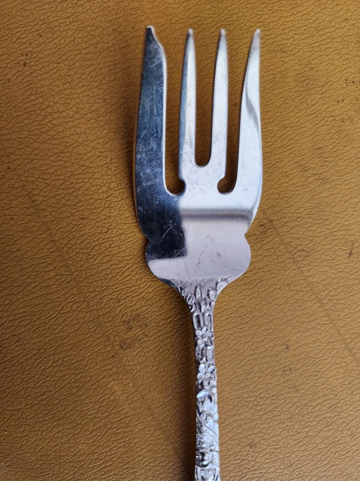 HORQUILLA ENSALADA ESTERLINA PATRÓN ROSA Stieff Sin Monograma Buen Estado Foto 4 de 4