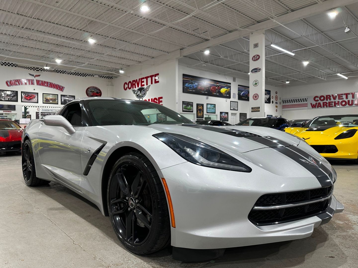 2014 [GAN] Blade Silver Metallic Chevrolet Corvette   | C7 Corvette Photo 5