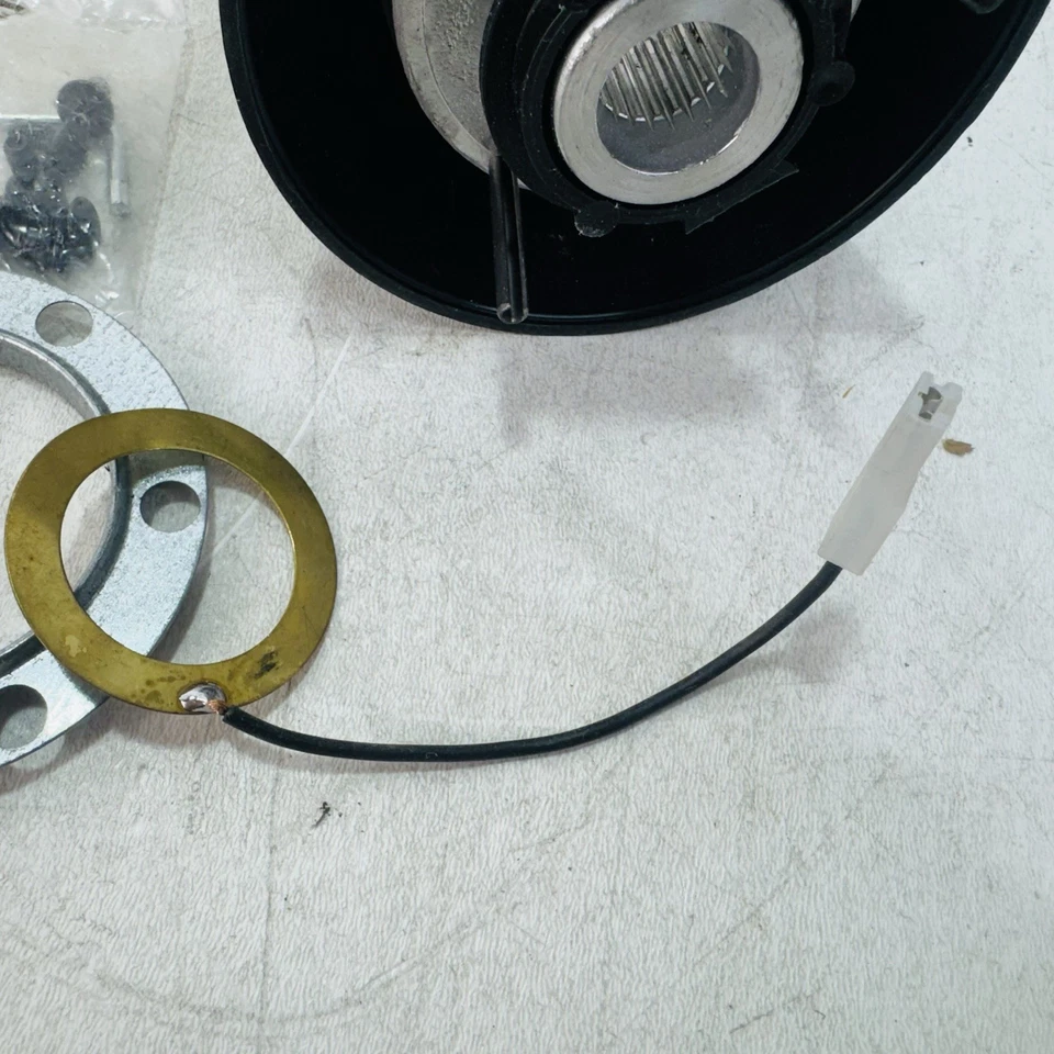 FIAT 124 128 1966-1972 800 Spider Coupe LUISI Volante Buje Boss Kit Foto 4 de 4