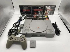 PlayStation 1 PS1 Console w/ Resident Evil Dino Crisis set  SCPH-7000 JP Ver. 
