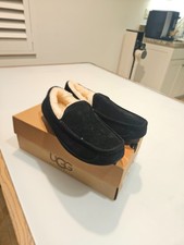 UGG Men's Ascot Moccasin Slippers Black Suede Size 8 New with Box