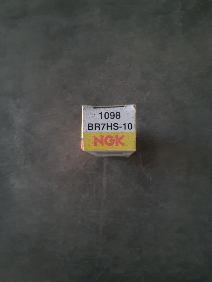 BOUGIE ALLUMAGE NGK BR7HS-10 - Photo 2/3