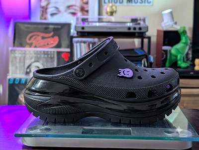 Crocs Classic Crush Platform Clog Black Unisex Adults US 10 Slip-On Strap