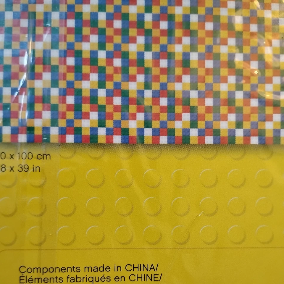 2 Packs LEGO Brick Wrapping Paper, 850841 - Image 3 of 4
