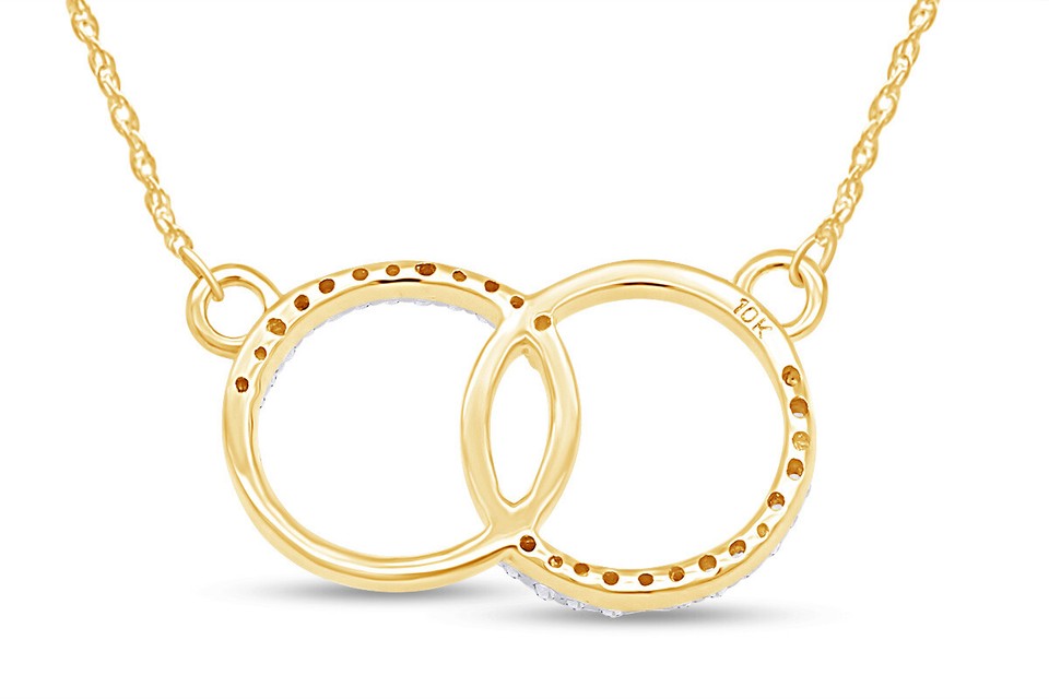 1/10ct Natural Diamond Interlocking Circle Pendant 18