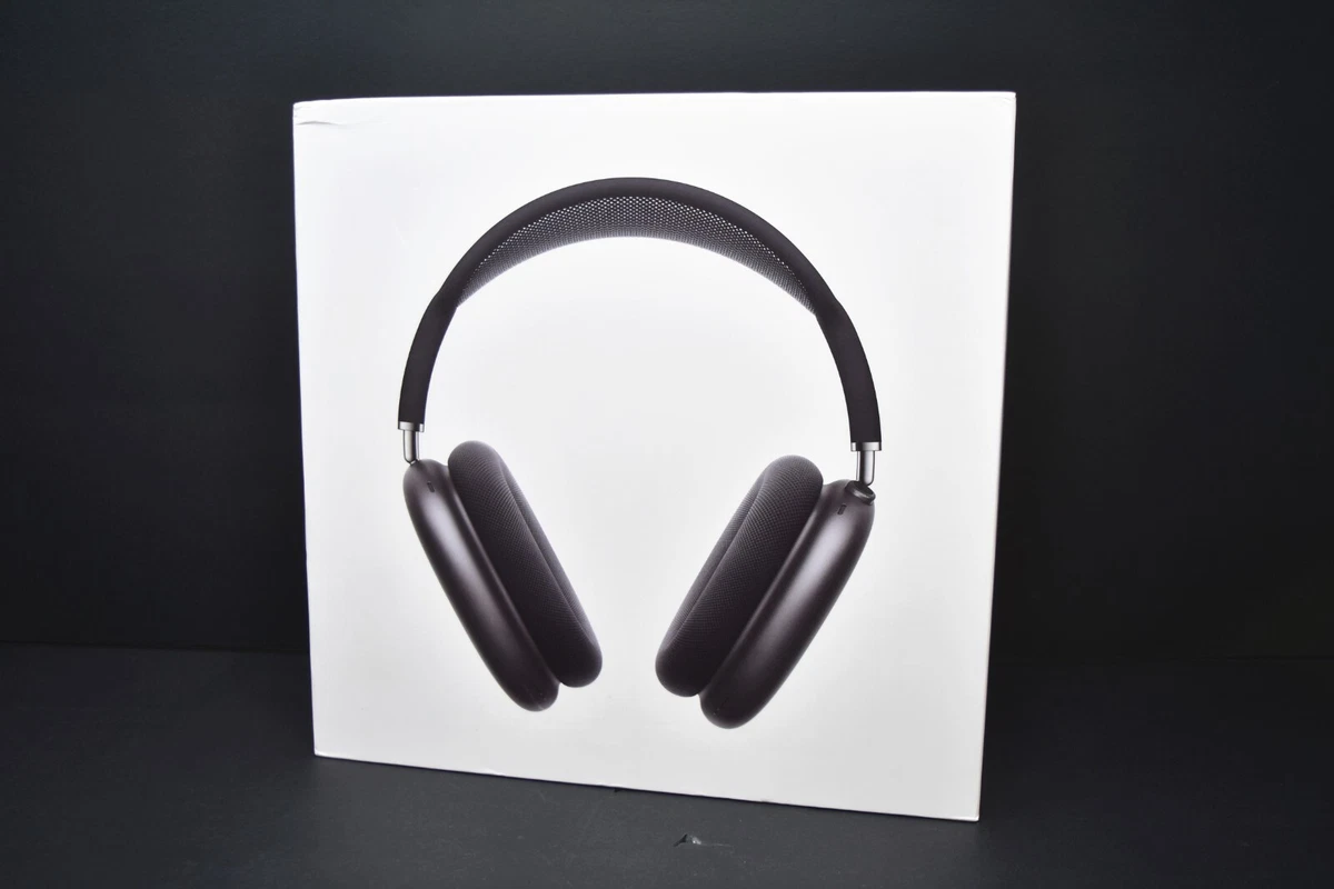 Apple AirPods Max Wireless Bluetooth Headphones w Smart Case