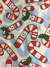 SCRUB TOP SIZES: S, M, L CHRISTMAS CUTIE CANDY CANES NWT Nurse Work Medical CNA