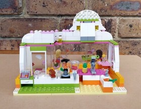LEGO Friends 41035 Heartlake Juice Bar (Retired Set) 100% COMPLETE with Box