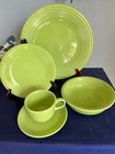 Homer Laughlin Co FIESTA Fiestaware 5 Piece Place Setting CHARTREUSE (1997(