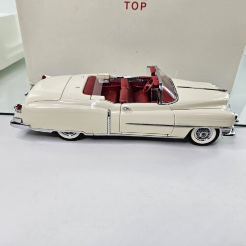Danbury Mint 1953 Cadillac Eldorado Alpine White 1:16 Diecast Classic Car NOS - Picture 4 of 21
