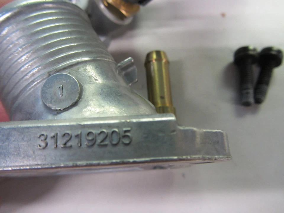 Carcasa de termostato original Volvo solamente, 31219205 Foto 4 de 4