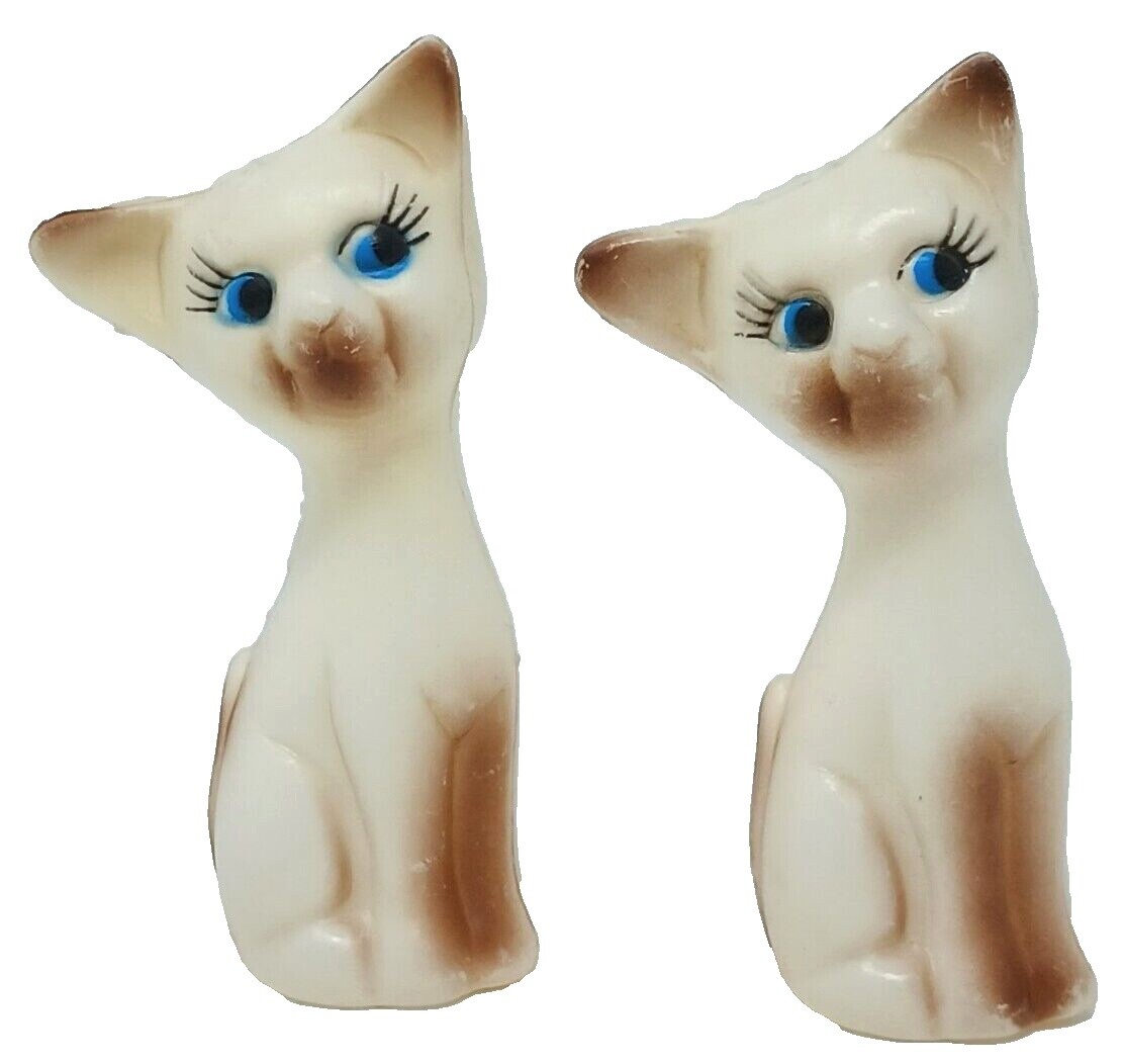 Siamese Cat Salt and Pepper Shakers