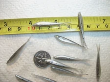 200-1 1/2"CRAPPIE-PANFISH-BASS-SHAD MINNOW-GRUB-JIGS-SPLIT TAILS-fluke-scent-lot