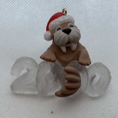  Hallmark Christmas Ornament 2000 Walrus Polar Pals  Animal Series