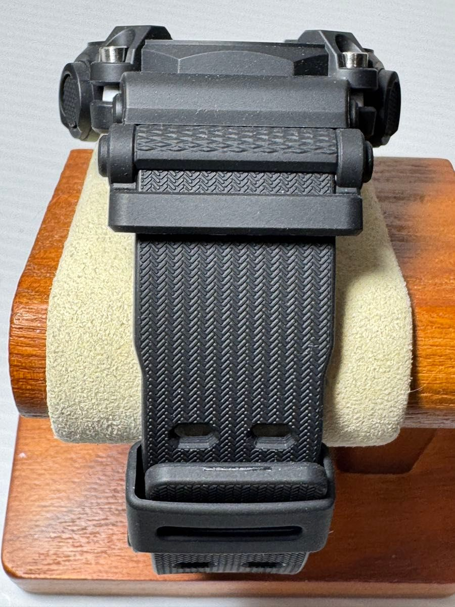 Rare CASIO G-SHOCK GA-900E-1A3JR Men's Wristwatch Analog Digital