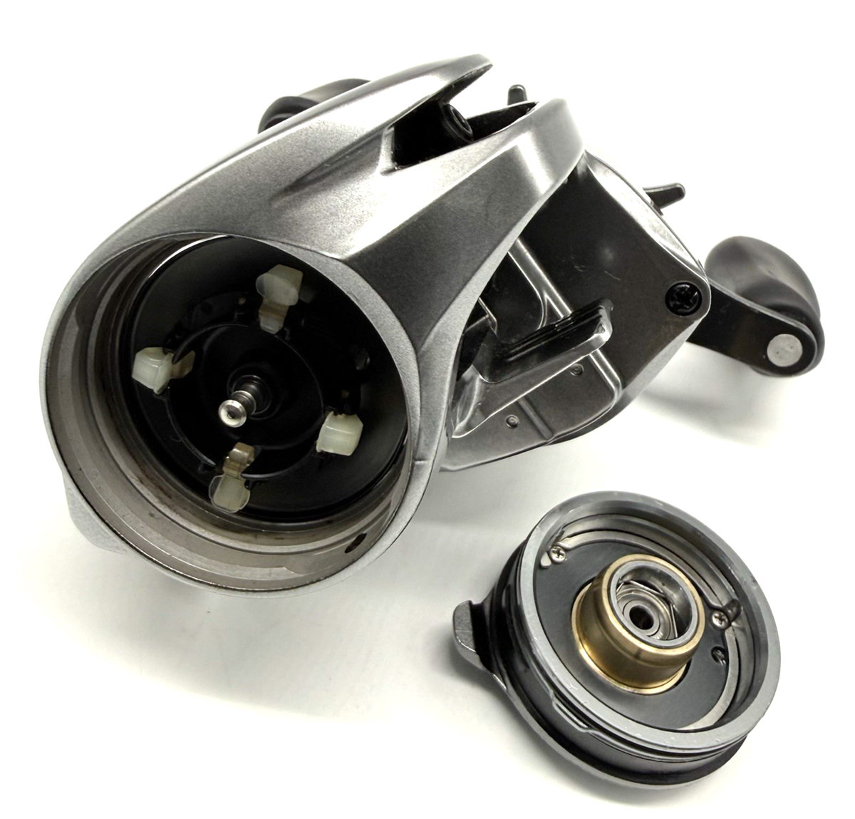 SHIMANO 18 Bantam MGL XG LEFT Handed Baitcasting Reel with Box