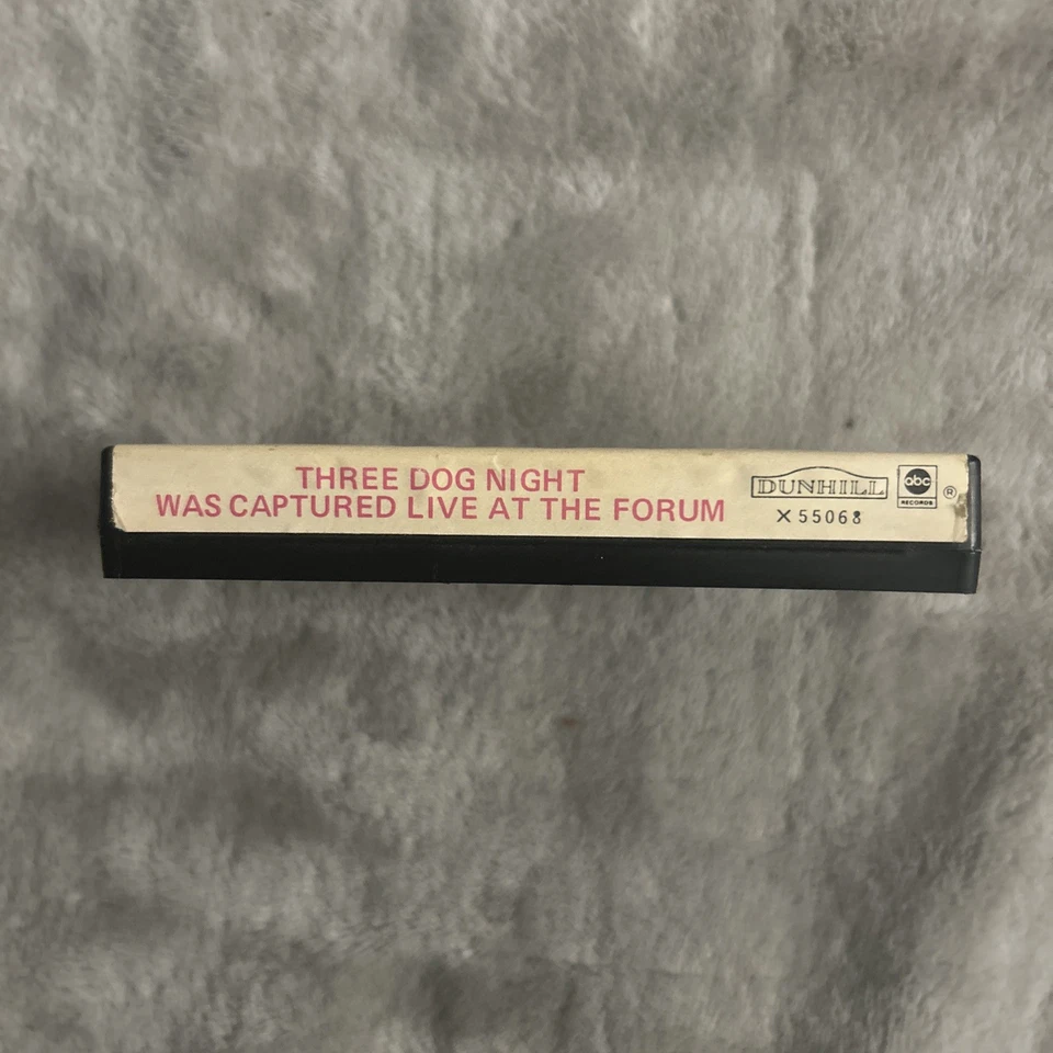 three dog night Naturally cassette Snap case Paper Label clamshell M 55088 Vint - Image 3 of 4