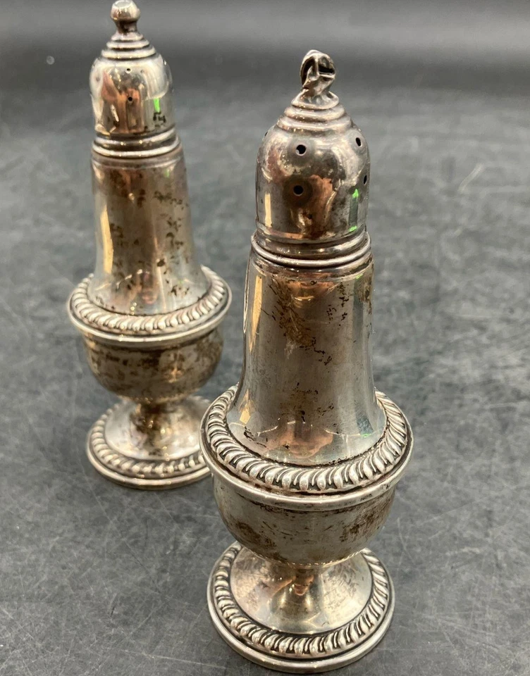 Salero y pimentero vintage Empire 242 Sterling X-Large,* ponderado* 313 g Foto 4 de 4