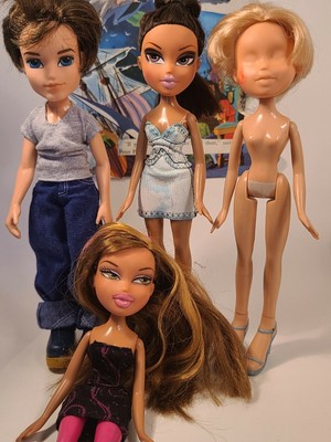 mixed bratz doll