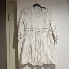 zara women dress medium. Summer Fun. All White . Brunch Party Weekend Dress.