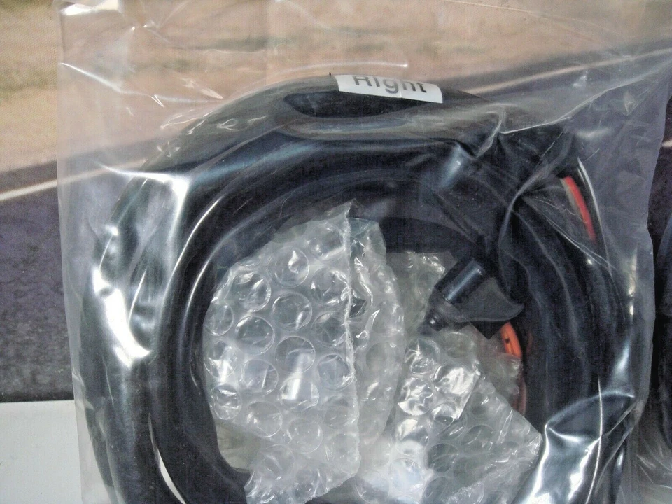 Juego de montaje de interruptor de manillar Harley Softail XL FLT FXD 96-06 V-Twin 32-0816 D1 Foto 2 de 4