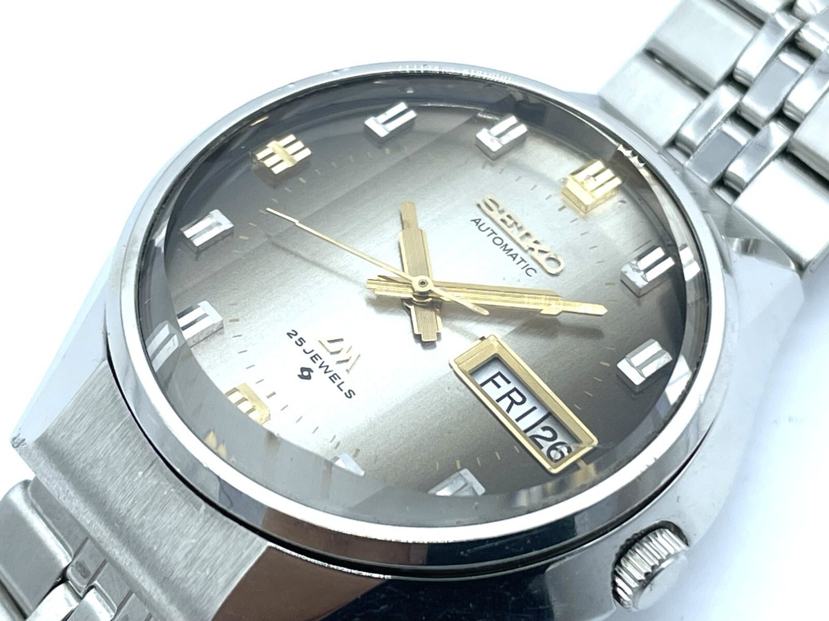 Vintage SEIKO Lord Matic Automatic Watch 3-sided cut glass 5606
