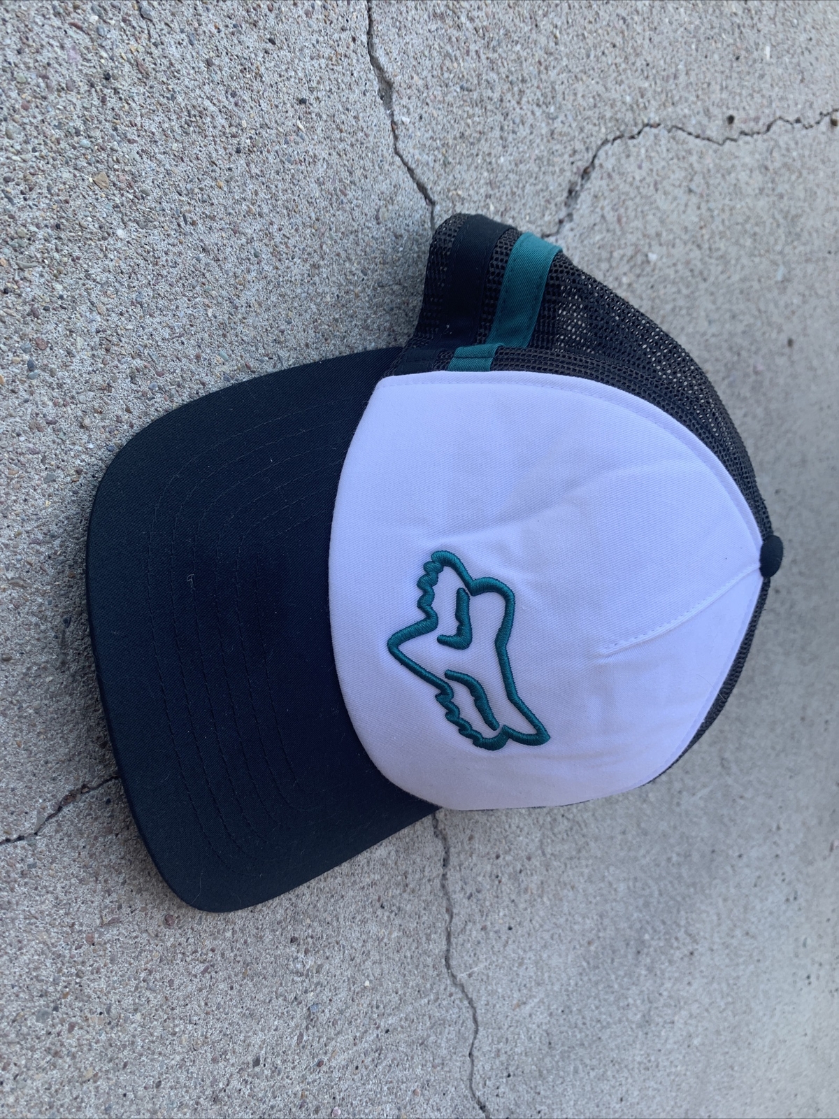 fox hat snapback - image 1