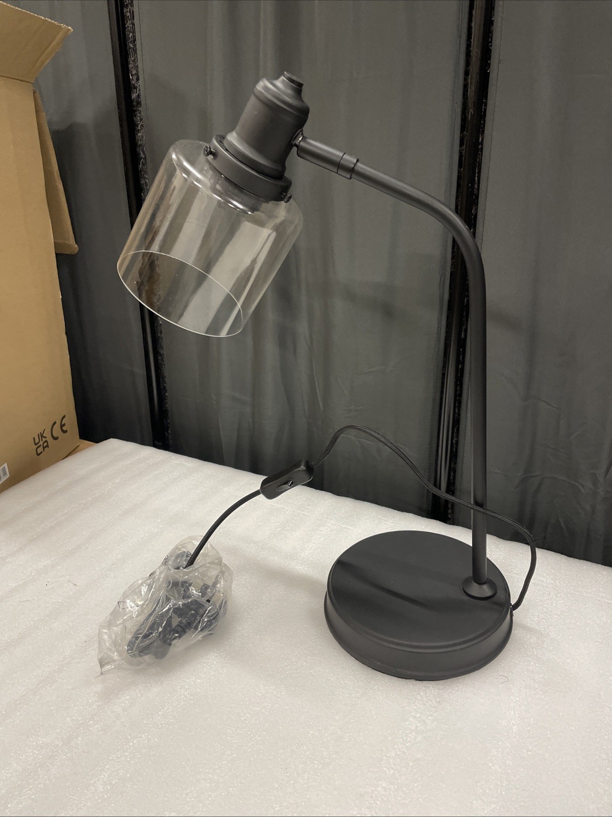 Garden Trading Hoxton Zylinder Tischlampe schwarz