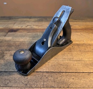 EARLY Antique STANLEY BAILEY Plane #4 • Vintage Woodworking Plane Tools ☆USA