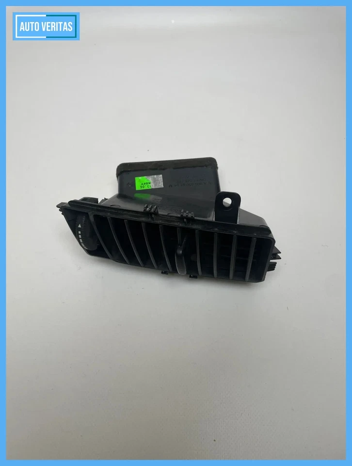 Original Mercedes VW Crafter Sprinter (B906/2E) air nozzle right A9068300154 - Image 2 of 4