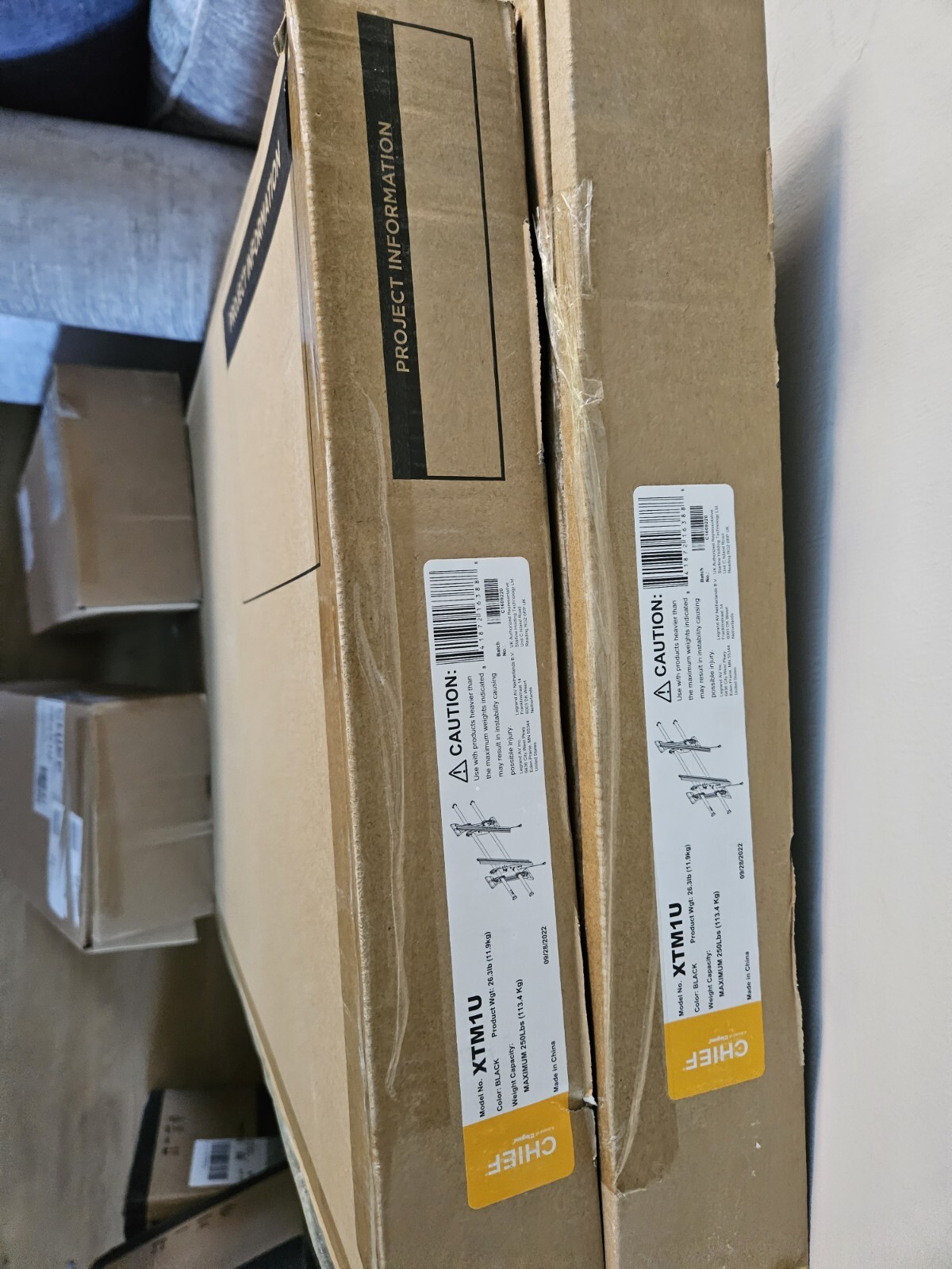 Wall Mount Chief Fusion XL XLarge Adjustable Display For 5582" XTM1U