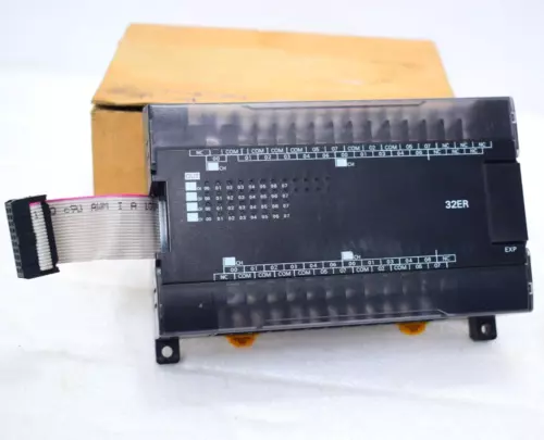 OMRON CP1W-32ER PLC OUTPUT UNIT 32ER