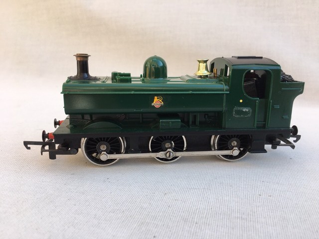 Hornby R041 OO Gauge Pannier Tank Steam 