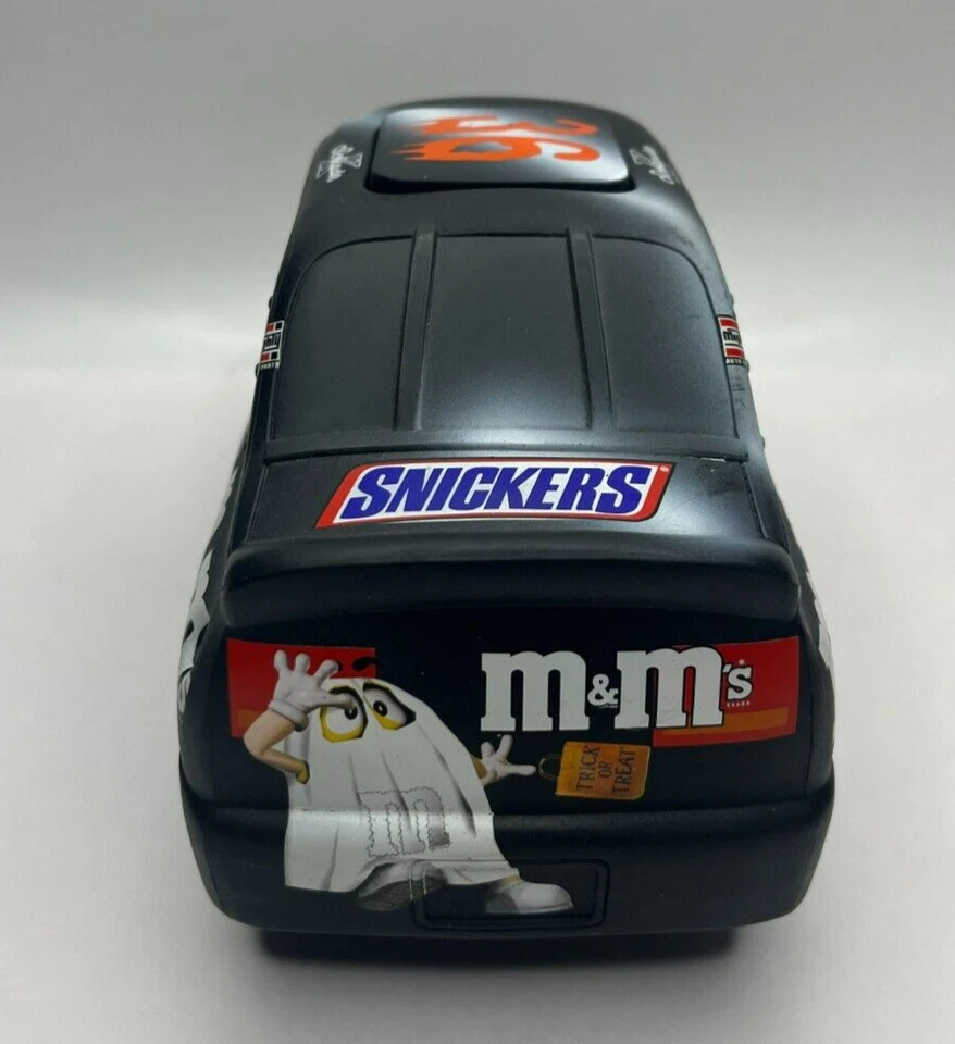 Ken Schradar Action M&M'S Snickers Halloween Car 2001 Nascar #36 Limited Edition - Image 4 of 4